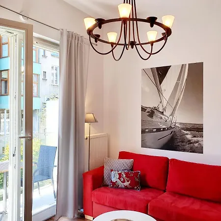 Studio&apartment 100 Metrow Do Plazy Apartmán *
