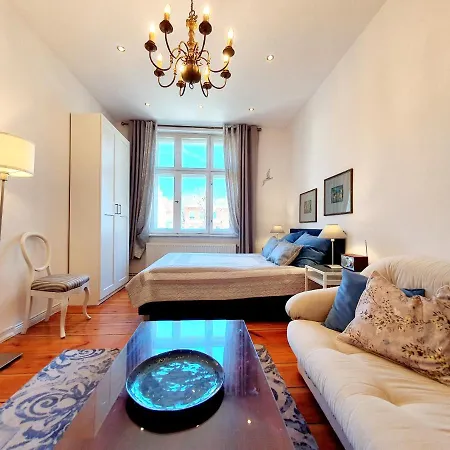 Studio&apartment 100 Metrow Do Plazy Apartmán